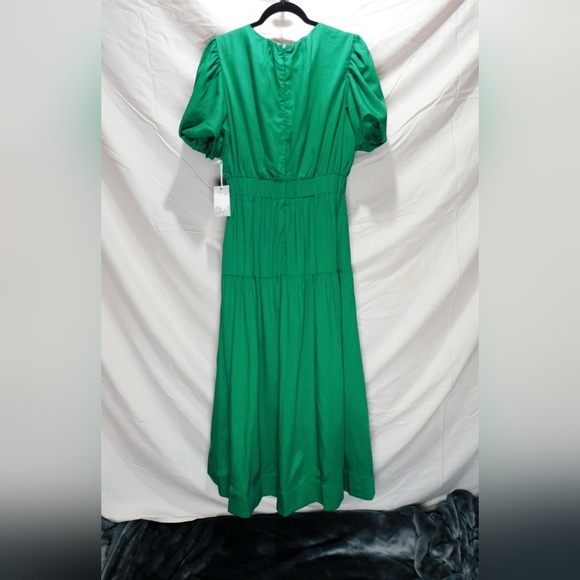 NWT Green Puff Sleeve Ginny Maxi Dress Size Medium in Green by Hyacinth House - Picture 5 of 13